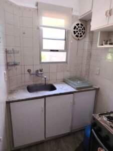 VENDIDO | Apto sobre Brito del Pino/ Balcon/3 dorm/2 baños