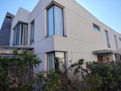 VENTA | Casa en Complejo Cerrado/3dorm/3 baños/cochera/piscina