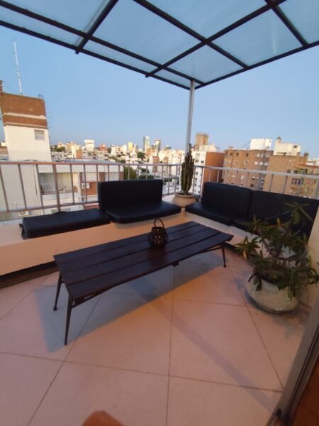 Loft Penthouse con Terraza de 60m2/Parrillero/Amoblado y Equipado/Pocitos