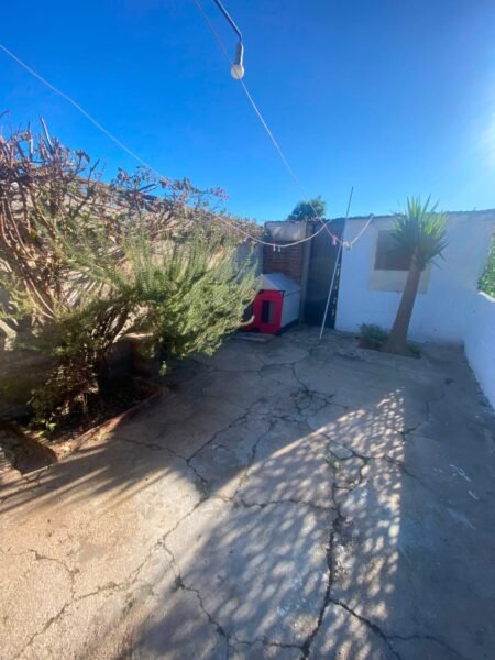 Casa en Venta/3 dorm/patio/cochera/La Blanqueada (opcion+Apto)