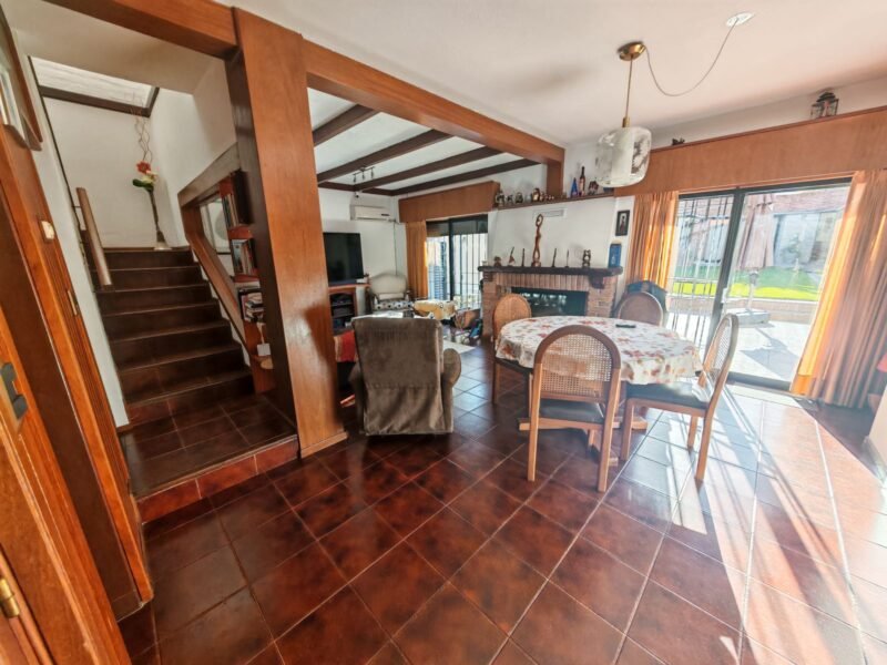 Apta Banco/exclusiva Casa+apto/440m2/doble Cochera/malvin Sur