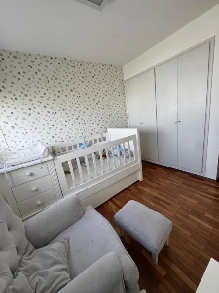 APTA BANCO/Gran Apto con doble cochera/4dorm/2baños/doble terraza/Pocitos