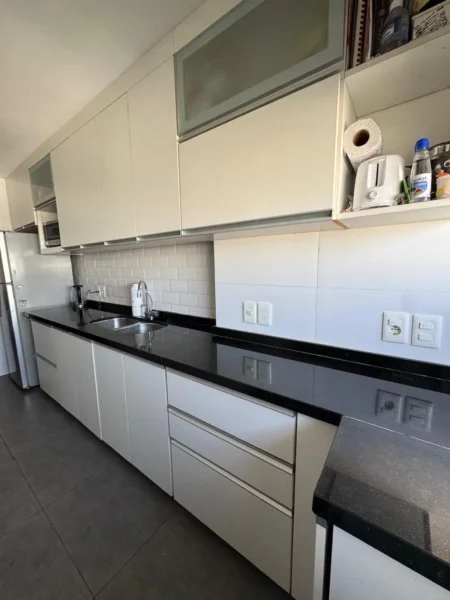 APTA BANCO/Gran Apto con doble cochera/4dorm/2baños/doble terraza/Pocitos