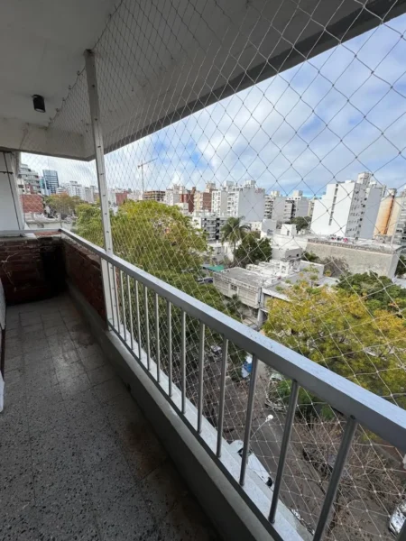 APTA BANCO/Gran Apto con doble cochera/4dorm/2baños/doble terraza/Pocitos