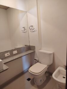 VENTA | Casa en Complejo Cerrado/3dorm/3 baños/cochera/piscina