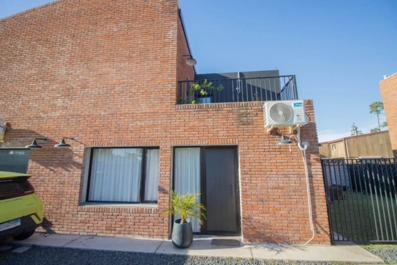 EXCLUSIVO DUPLEX | 3 dorm/2 baños/2 cocheras/patio exclusivo/Solymar Sur