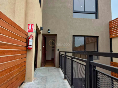 Dúplex De 3 Dormitorios En Venta En Jacinto Vera | Parrillero, Terrazas Y Vivienda Promovida