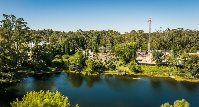 PROYECTO | Grou Aruma, Lagos de Carrasco