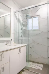 VENTA | Penthouse Frente a Rambla Malvin/Balcon/3 dorm/ 2 baños/Cochera