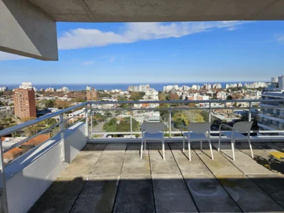 E Tower Malvin | 2 Dormitorios/2 baños/Piso 9/ Cochera