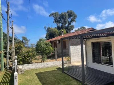 APTA BANCO | Casa a 100mts de la Playa en Atlantida/2 dorm/deck/parrillero
