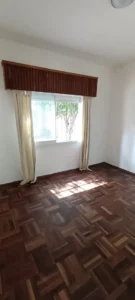Chalet en Alquiler | 2 dormitorios/cochera/patio/a pasos de Colegio Jesus Maria