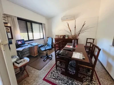 APTA BANCO | Chalet de 2 dormitorios/cochera/patio/Shangrilá Sur