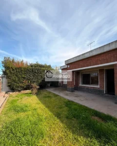 Solymar | 3 Casas En 696 M2 | Apta Banco