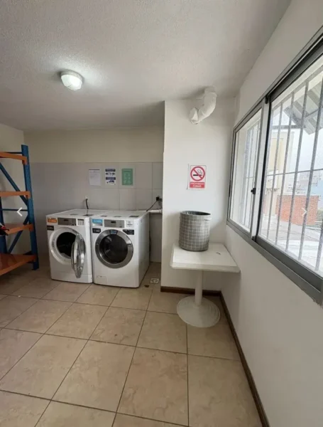 Monoambiente | 29m2/ Piso 9/ sobre Ellauri, Punta Carretas
