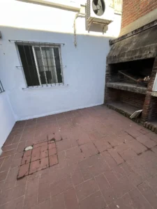 APTA BANCO | Casa de 4 dormitorios/cochera/patio/ La Blanqueada