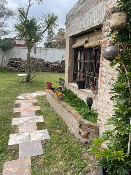Casa En Venta 3 Dormitorios | Barbacoa | Terreno de 417 M2 | Pinares de Solymar