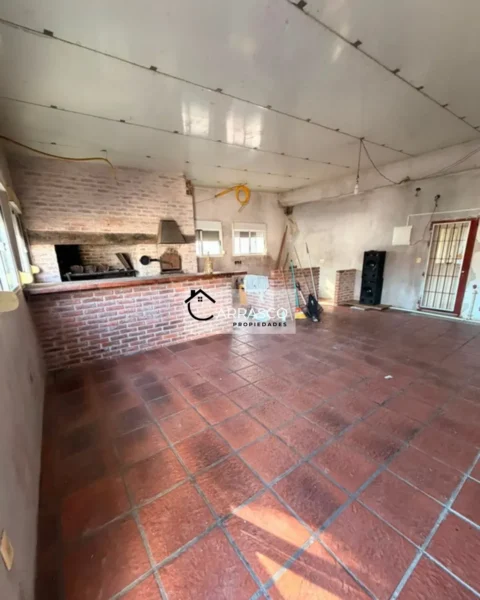 Solymar | 3 Casas En 696 M2 | Apta Banco