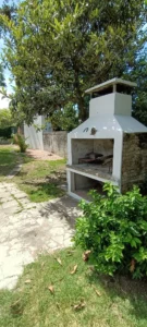 Chalet en Alquiler | 2 dormitorios/cochera/patio/a pasos de Colegio Jesus Maria