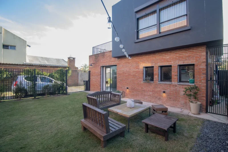 EXCLUSIVO DUPLEX | 3 dorm/2 baños/2 cocheras/patio exclusivo/Solymar Sur