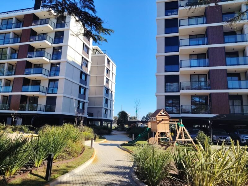 PROYECTO | Grou Bosque, Barra de Carrasco