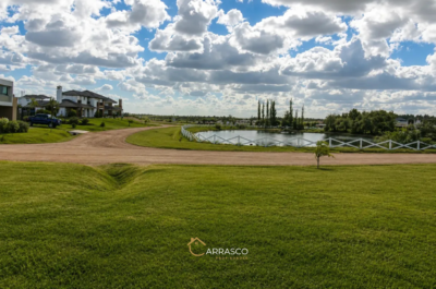 Gran Oportunidad | Frente Al Lago/ Terrendo De 1720m2/ Colinas De Carrasco
