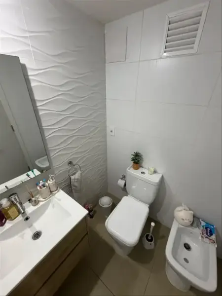 Venta de apartamento en Parque Batlle sobre Av. Italia | 2 Dormitorios, Cochera y Balcón al Frente