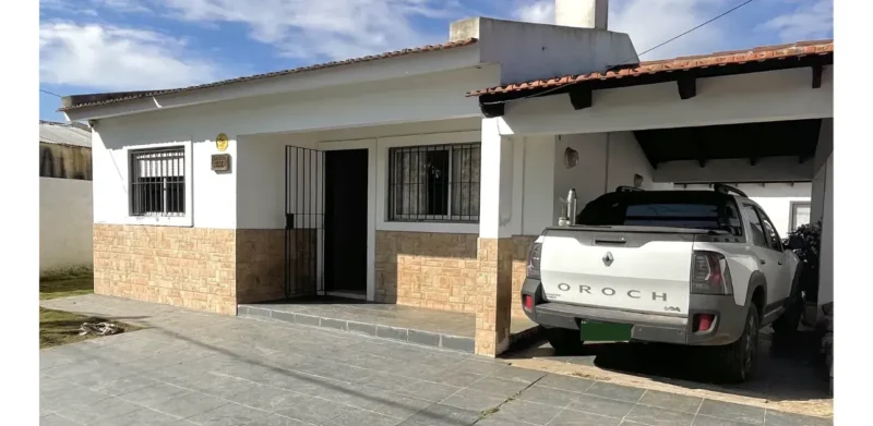 Casa En Venta En Solymar Norte | 2 Dormitorios | Piscina | Barbacoa