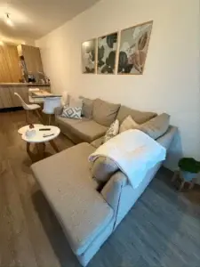 Venta de apartamento en Parque Batlle sobre Av. Italia | 2 Dormitorios, Cochera y Balcón al Frente