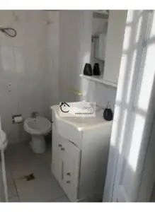 Venta Av. 18 De Julio 2 Dormitorios | 5.o Piso Con Ascensor | Bajos Gastos Comunes