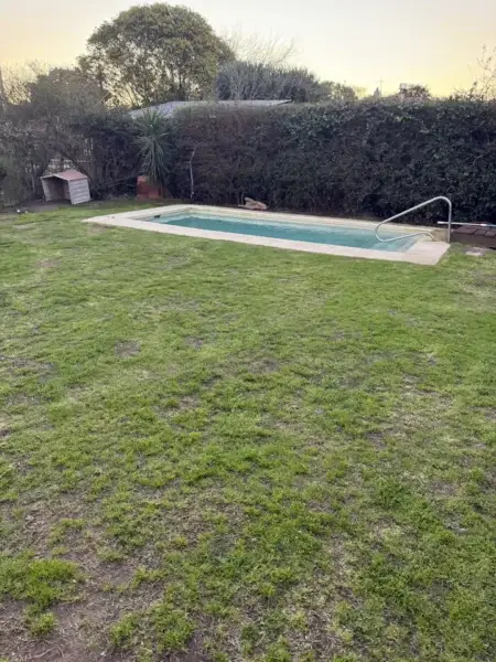 GRAN CASA EN ALQUILER | 3 Dorm/3 BañoS/Piscina/Barbacoa/Cochera/ A 300 Mts De Rambla, Lagomar