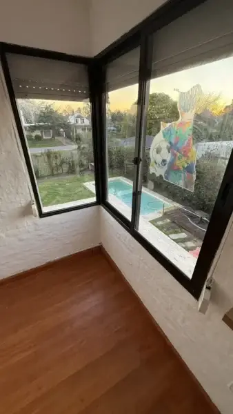 GRAN CASA EN ALQUILER | 3 Dorm/3 BañoS/Piscina/Barbacoa/Cochera/ A 300 Mts De Rambla, Lagomar