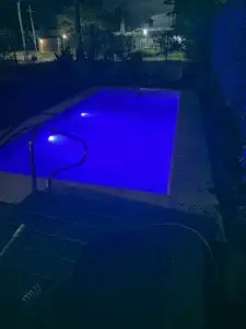 GRAN CASA EN ALQUILER | 3 Dorm/3 BañoS/Piscina/Barbacoa/Cochera/ A 300 Mts De Rambla, Lagomar
