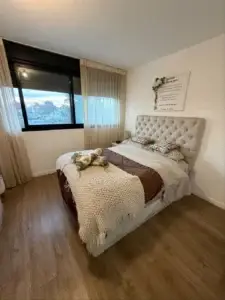 Venta de apartamento en Parque Batlle sobre Av. Italia | 2 Dormitorios, Cochera y Balcón al Frente