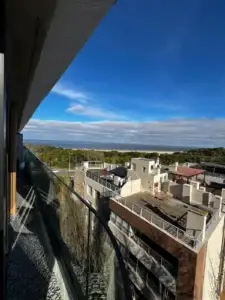 OPORTUNIDAD | Costanera Village/ 2 dormitorios/cochera/ vista al mar/ Barra de Carrasco