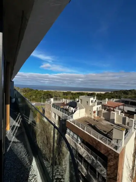 OPORTUNIDAD | Costanera Village/ 2 dormitorios/cochera/ vista al mar/ Barra de Carrasco