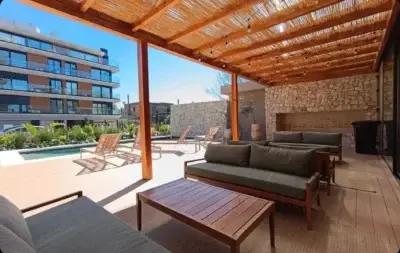 OPORTUNIDAD | Costanera Village/ 2 dormitorios/cochera/ vista al mar/ Barra de Carrasco