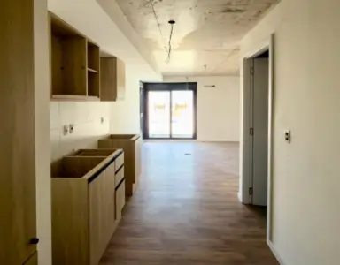 Genaro Urquiza - Venta de Apartamento, 2 dormitorios 1 baño, frente, Tres Cruces