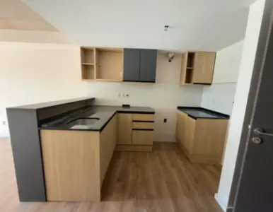 Genaro Urquiza - Venta de Apartamento, 2 dormitorios 1 baño, frente, Tres Cruces