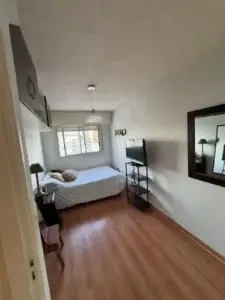 Ideal Para Vivir O Invertir/Semi Piso en Venta/ 2 Dormitorios/Balcon/ Pocitos