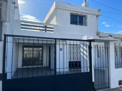 Gran Casa en Venta | Buceo Sur/3 dorm/2 baños/Parrillero/Garage
