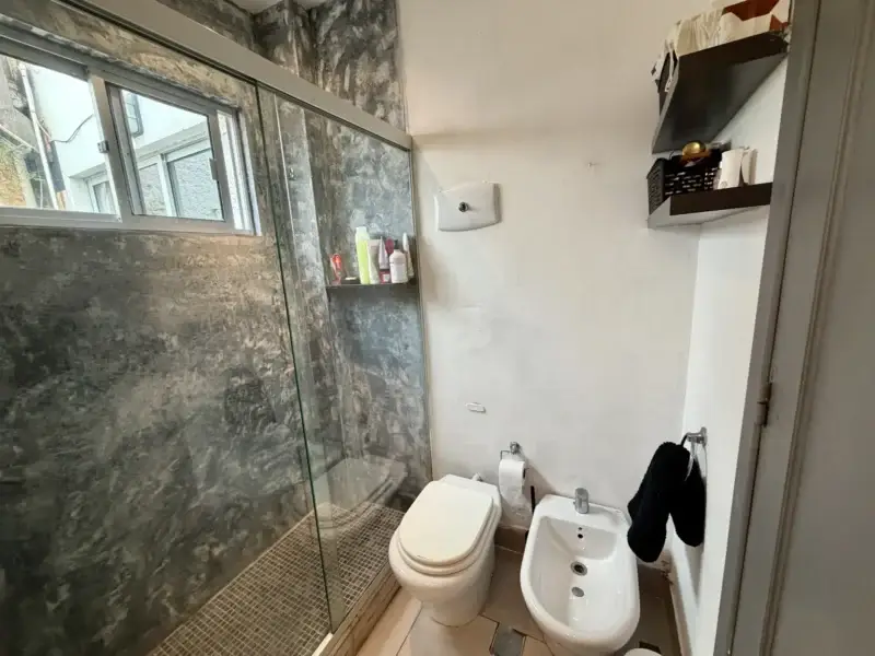 OPORTUNIDAD | Patio Con Parrillero, 2 Dorm + Vestidor/Reciclado/Punta Carretas
