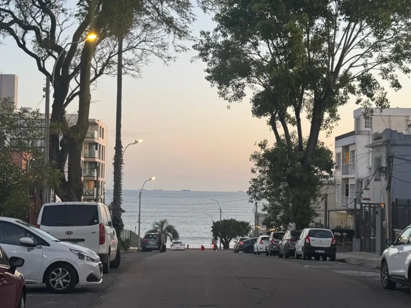 OPORTUNIDAD/ Casa en Alquiler a 100mts de la playa/ Malvin Sur