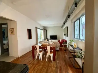 OPORTUNIDAD | Patio Con Parrillero, 2 Dorm + Vestidor/Reciclado/Punta Carretas