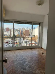 OPORTUNIDAD/ Cochera privada/2 dormitorios/2 baños/balcon/piso 6/ Pocitos