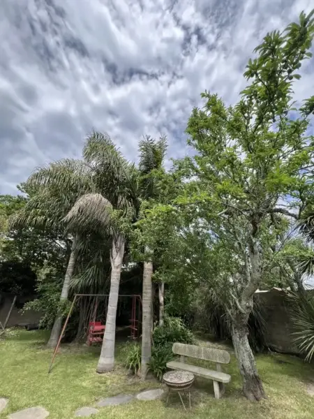 VENTA / Casa+Apto con 740m2/ Atlantida - Acepta Banco