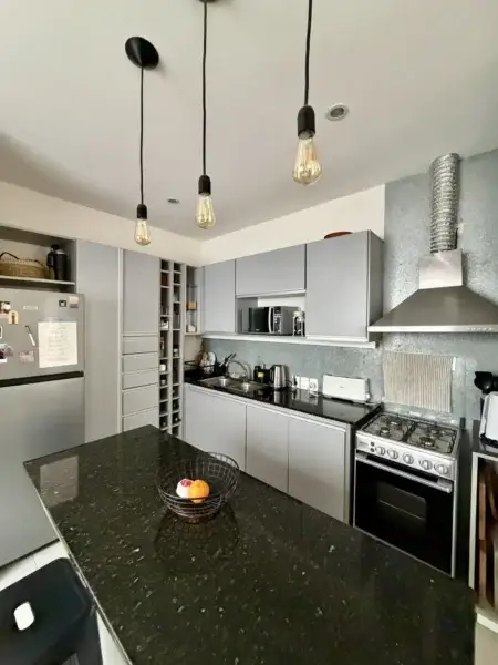 OPORTUNIDAD | Patio Con Parrillero, 2 Dorm + Vestidor/Reciclado/Punta Carretas