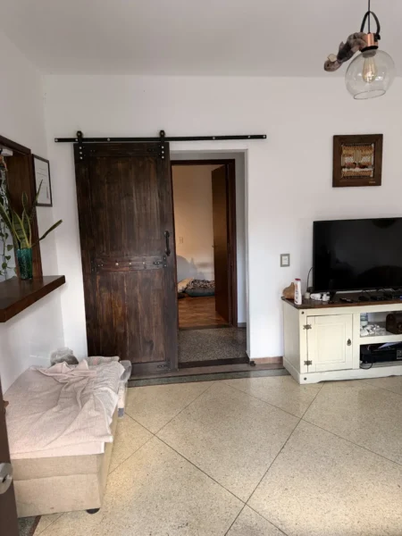 OPORTUNIDAD | Casa Ph/ 1 dormitorio/2 Garajes/Jardin/Buceo