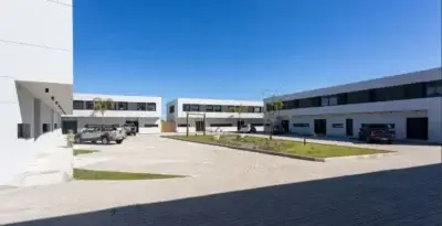 OPORTUNIDAD/ Vista al Lago/2 dormitorios/Cochera/Amenities/Barrio Privado