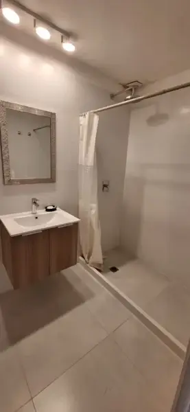 OPORTUNIDAD/ Vista al Lago/2 dormitorios/Cochera/Amenities/Barrio Privado